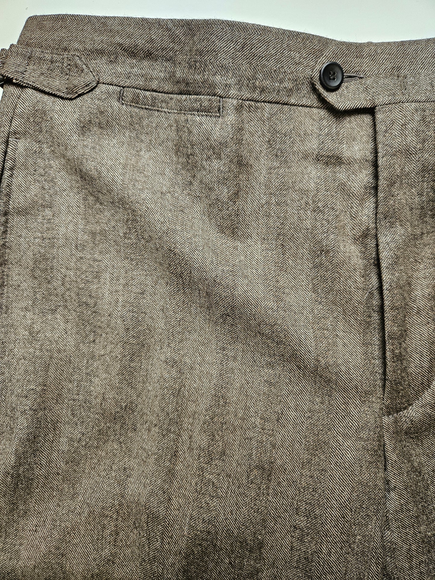 Germano 1952 Virgin Wool trousers in Tobacco with waist band buckle.