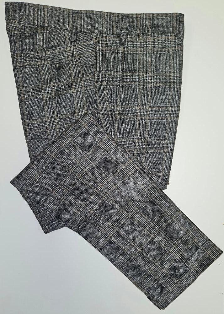 Germano 1952 virgin wool blend trousers in grey.