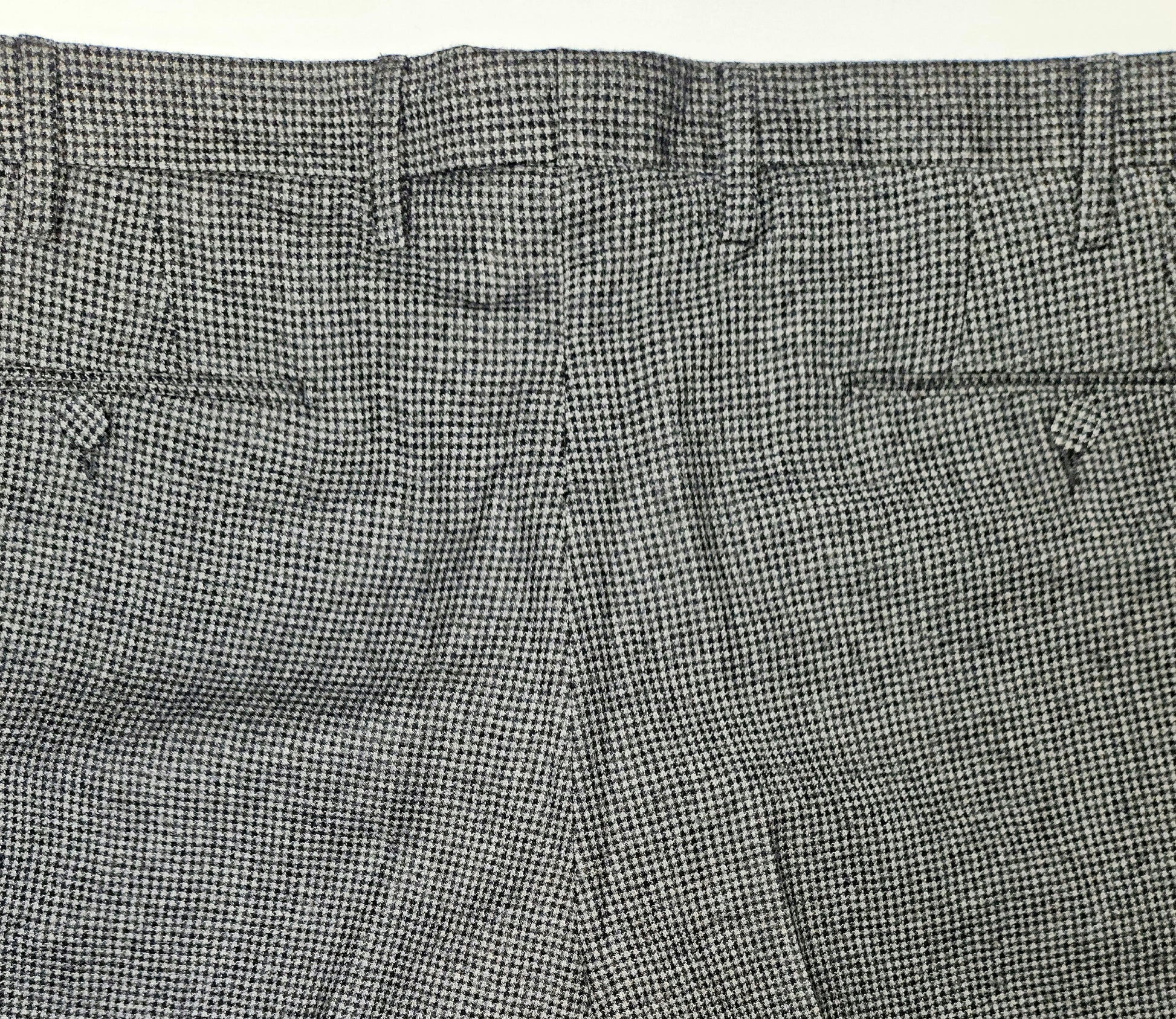 Germano 1952 Virgin Wool stretch trousers in checker grey.