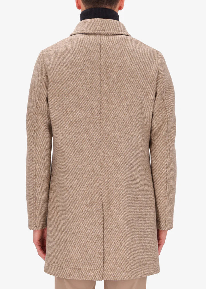 Distretto12 Trench coat Naum in sand.