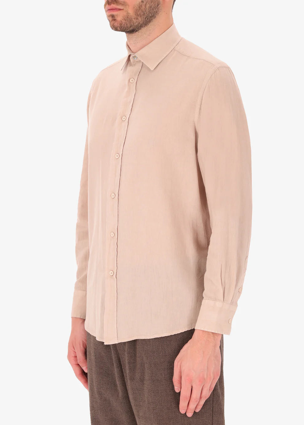 A front facing image of a model wearing Distretto 12 Shirt Ercole in Rope.
