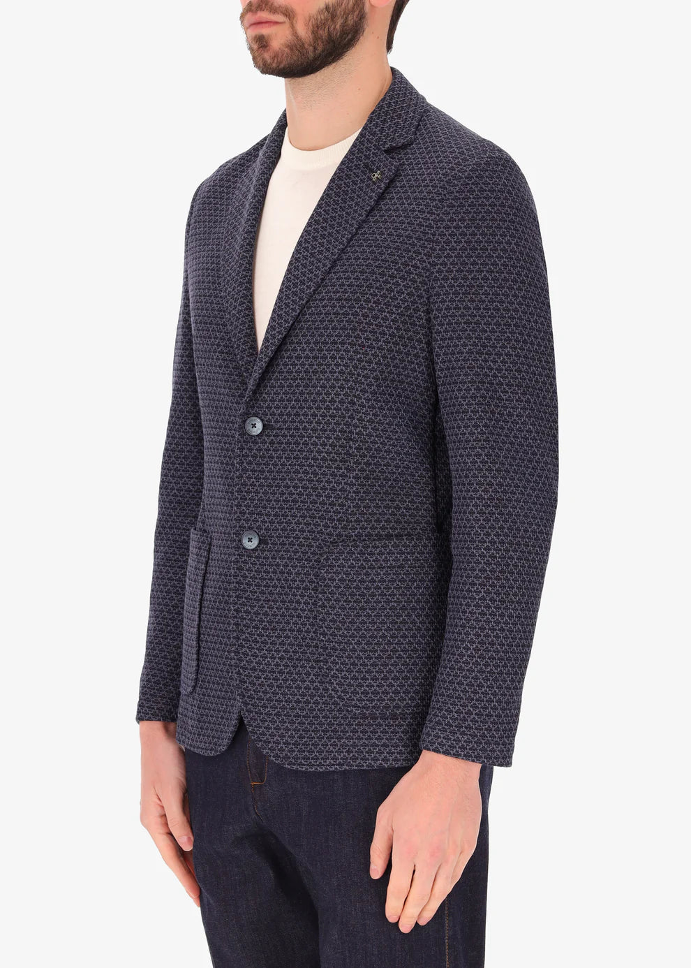 A side facing image of a model wearing Distretto 12 Jacket Gallia.