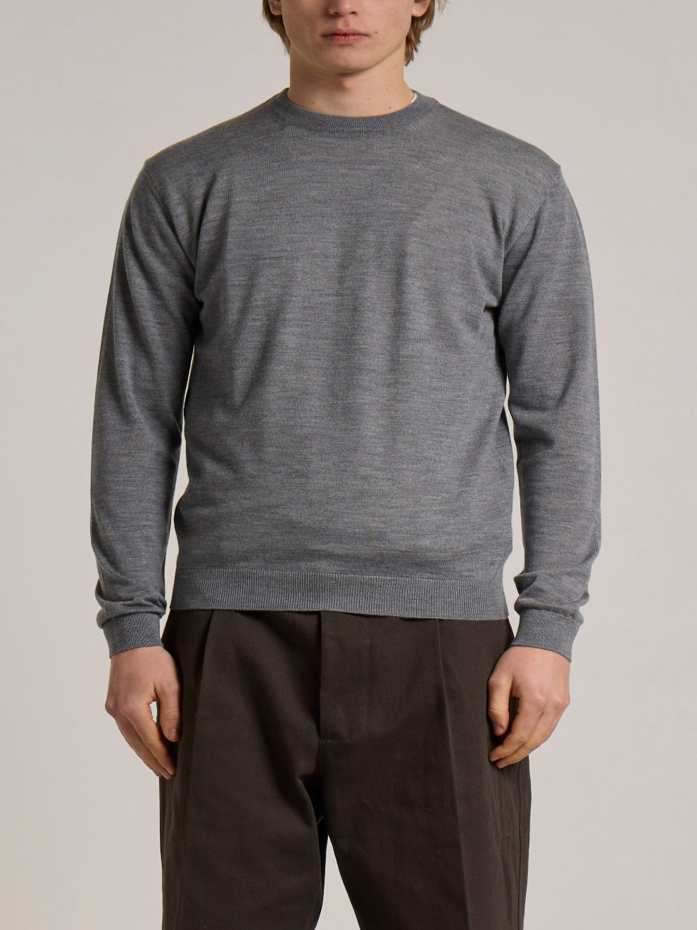 WOOL&CO – THIN EXTRAFINE MERINO WOOL CREW NECK SWEATER