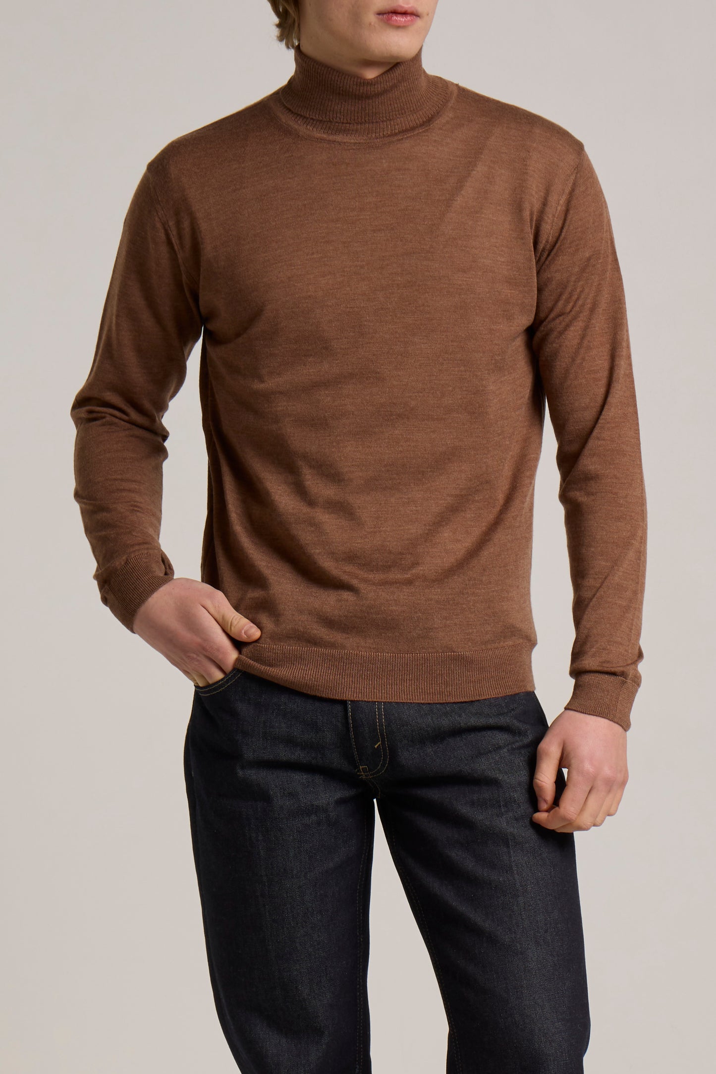 WOOL&CO – THIN EXTRAFINE MERINO WOOL TURTLE NECK SWEATER