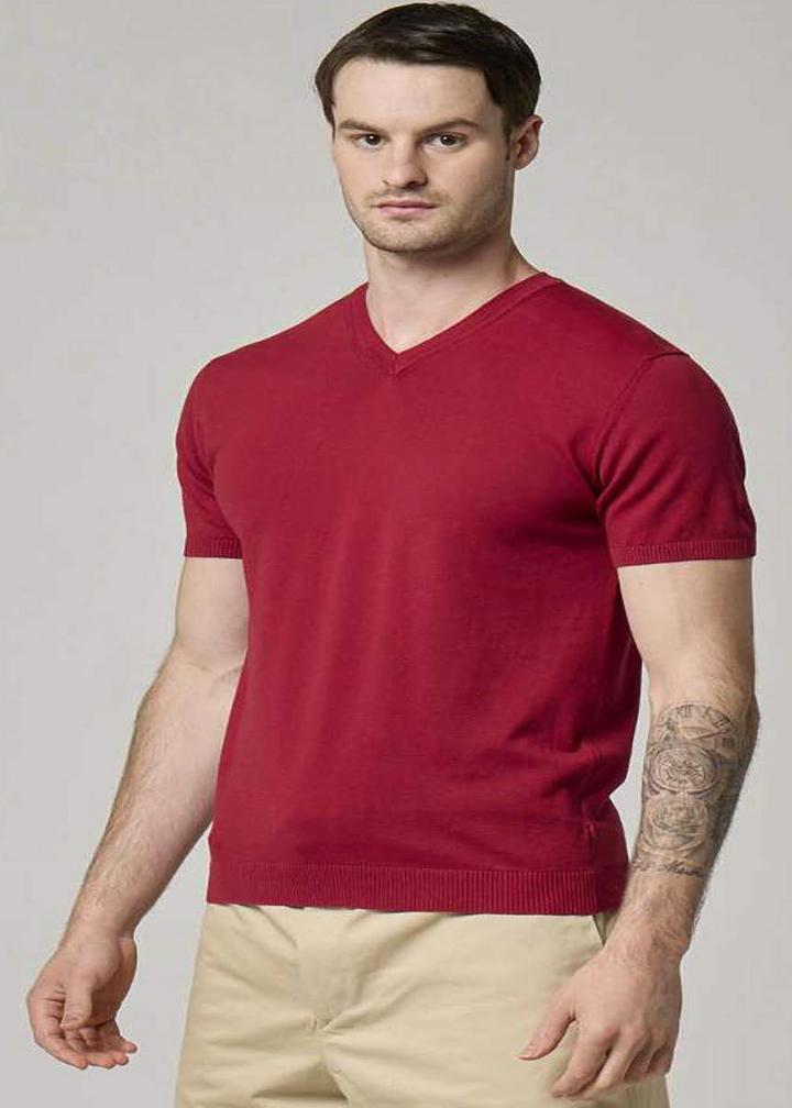 A Wool&Co V-neck, T-shirt in Red.
