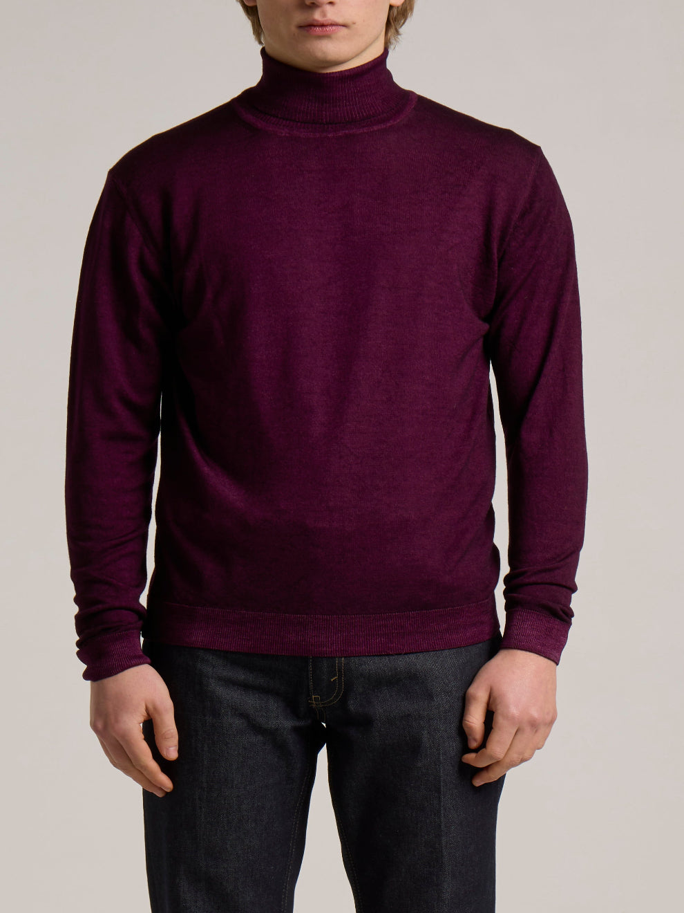 WOOL&CO – THIS EXTRAFINE MERINO WOOL TURTLE NECK SWEATER