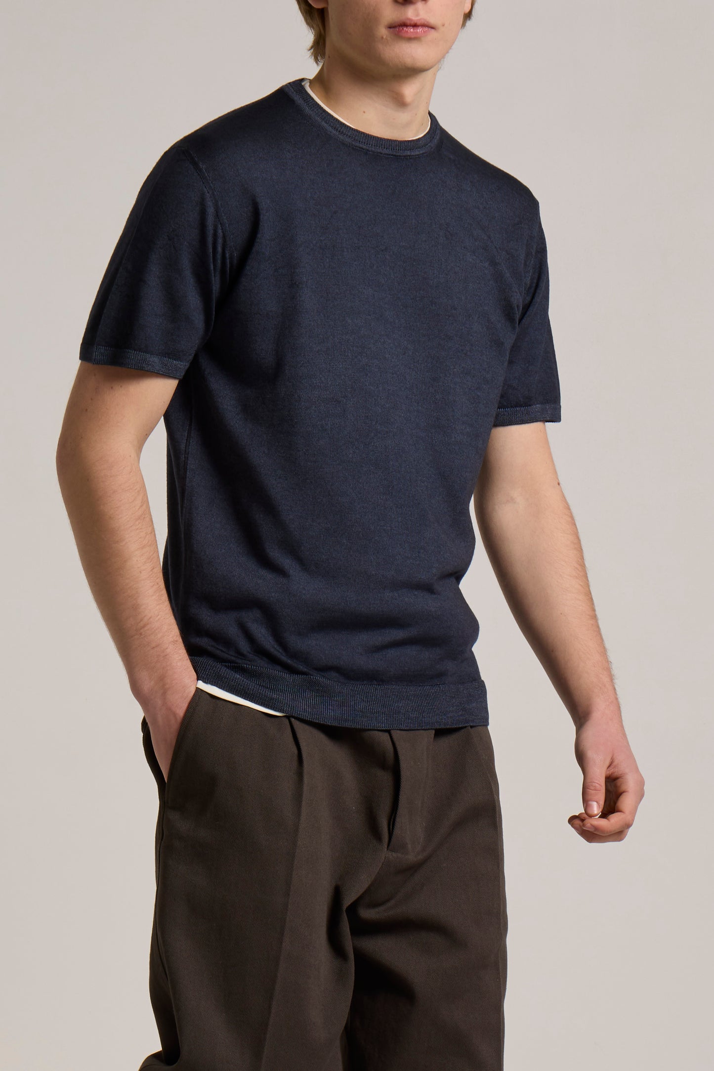 WOOL&CO – THIN EXTRAFINE MERINO WOOL SHORT SLEEVES CREW NECK SWEATER