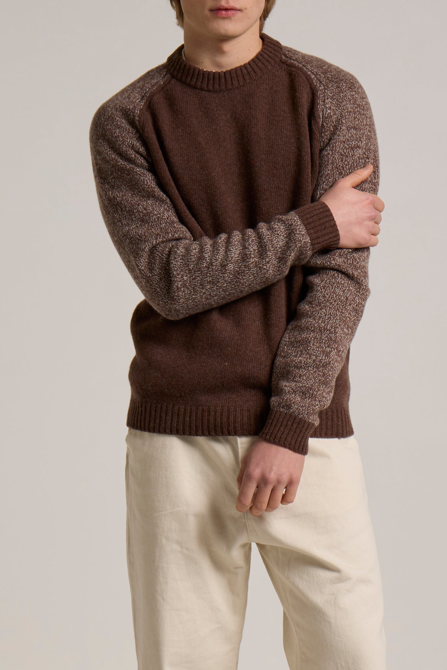 WOOL&CO – LAMBSWOOL CREW NECK SWEATER WITH RAGLAN ARMHOLE
