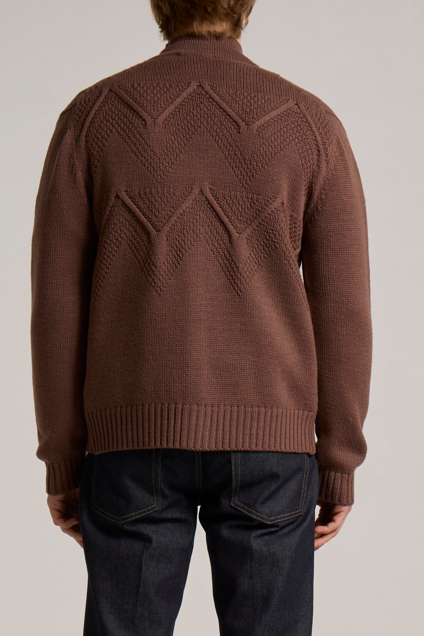 WOOL&CO – MERINO WOOL STITCHED V NECK CARDIGAN
