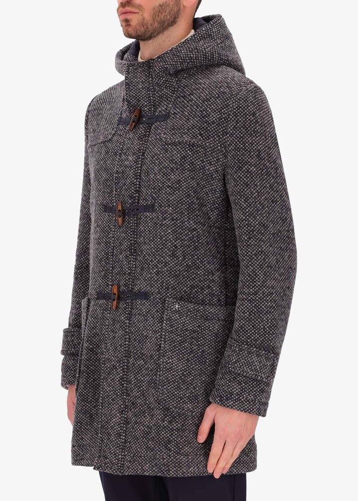 Distretto Coat Montgomery blasius in ocean with hood.