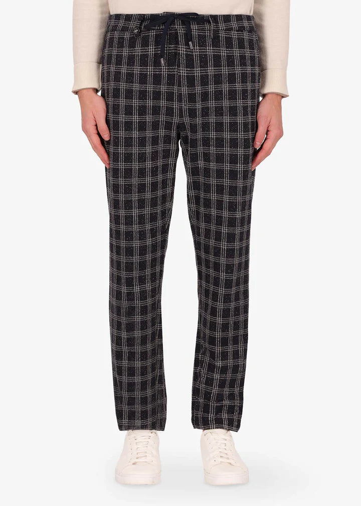 Distretto12 Atelier trousers with striped pattern in navy.