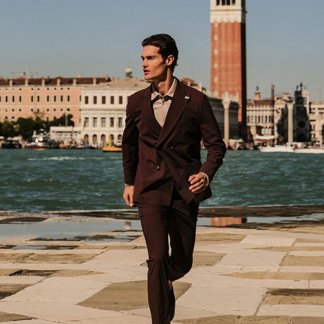 Active Tailoring: Where Performance Meets Classic Style