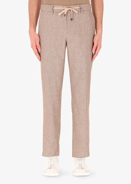 A picture of a model wearing Distretto 12 linen blend Certo trousers