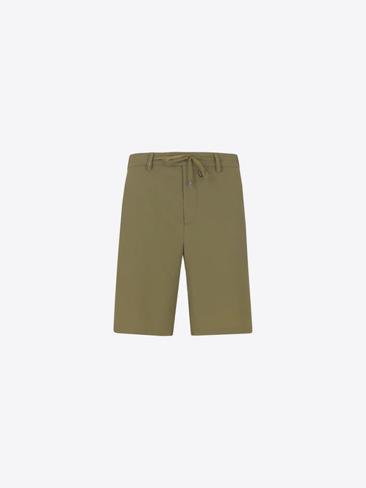 A picture of Distretto 12 active shorts in military.