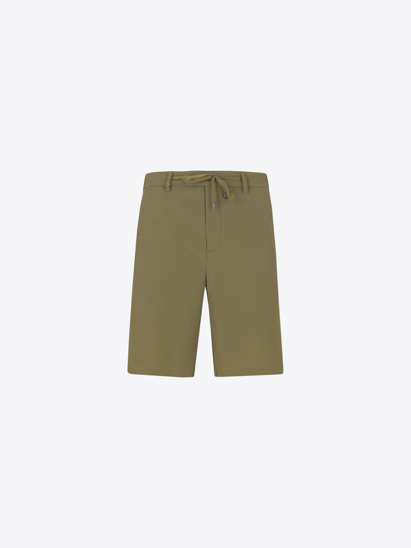 A picture of Distretto 12 active shorts in military.
