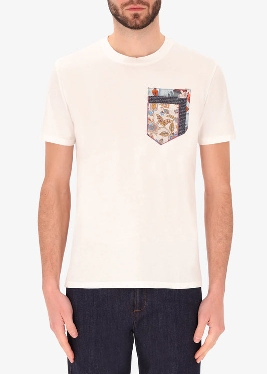 An image of a model wearing a pocket design cotton t shirt from Distretto 12.