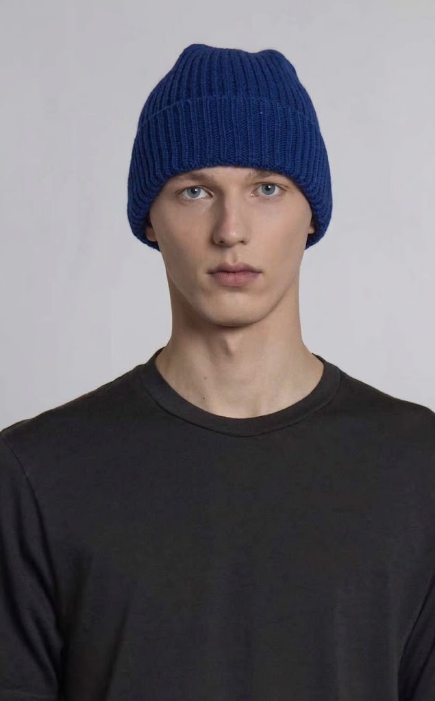 WOOL&CO - CASHMERE MERINO BLEND BEANIE HAT