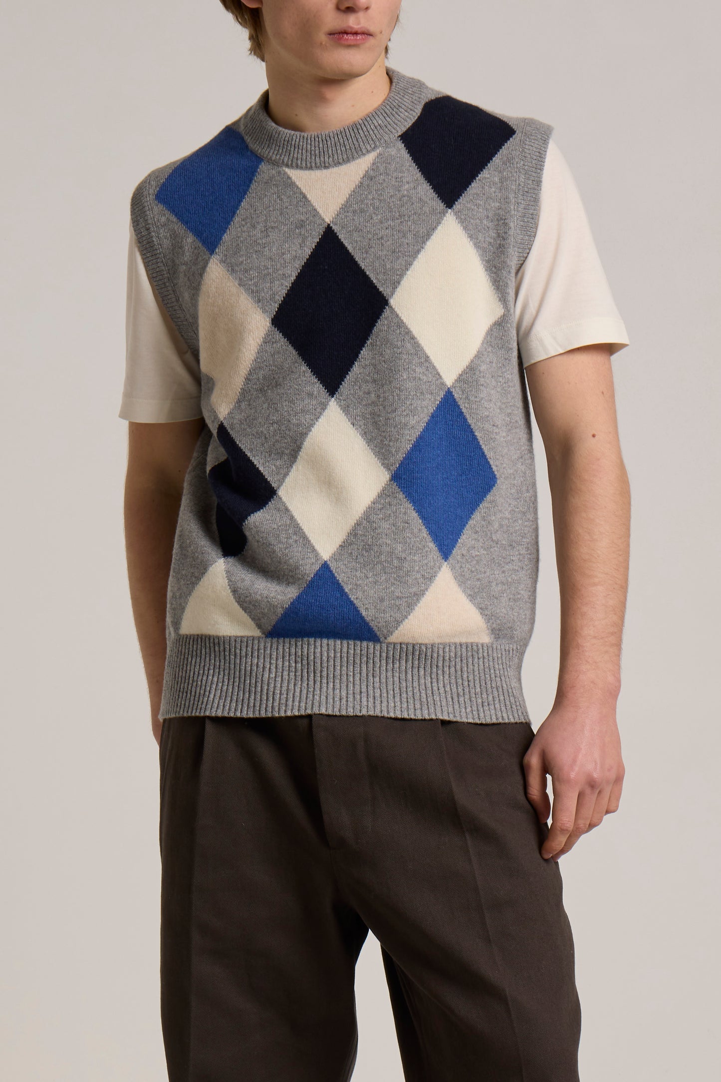 WOOL&CO – CASHMERE & EXTRAFINE VIRGIN MERINO DIAMOND CREW NECK VEST
