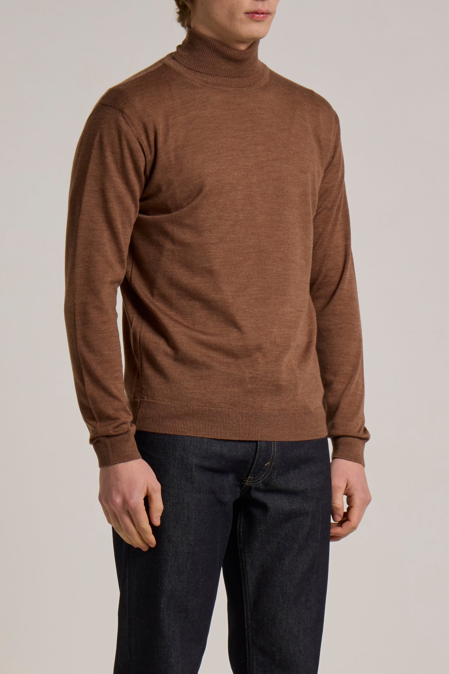 WOOL&CO – THIN EXTRAFINE MERINO WOOL TURTLE NECK SWEATER