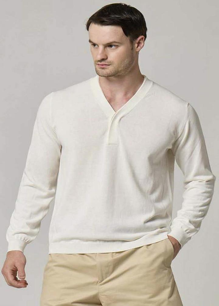 WOOL&CO - LONG SLEEVES V-Neck Sweater