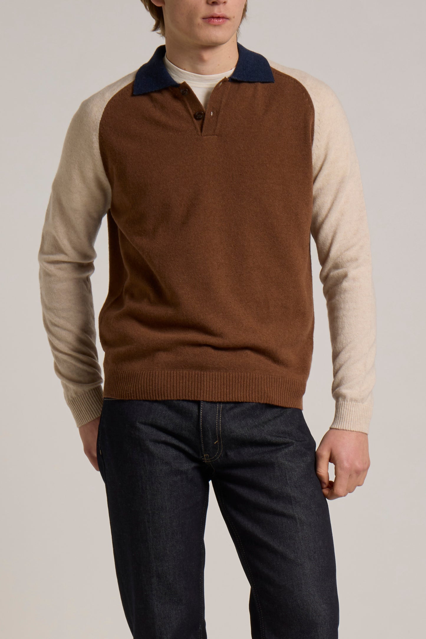 WOOL&CO – WOOL COLOUR BLOCK SINGLE JERSEY POLO NECK SWEATER