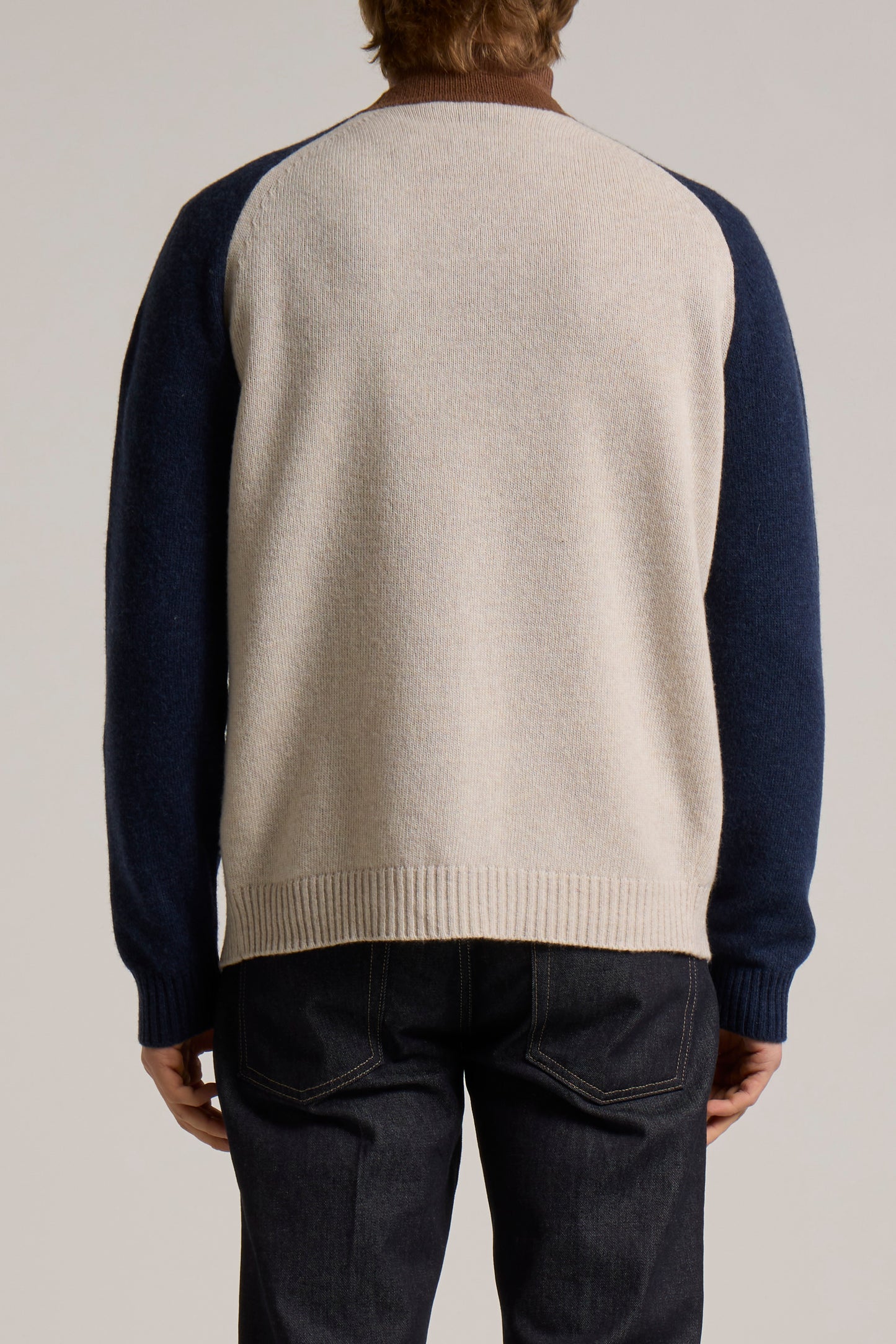 WOOL&CO – WOOL COLOUR BLOCK MIDDLE WEIGHT SIGNLE JERSEY V NECK CARDIGAN