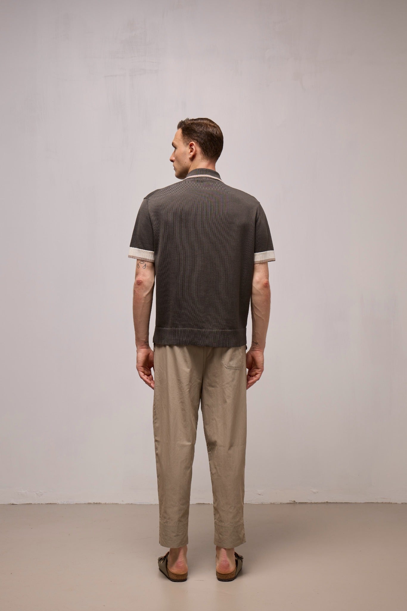 WOOL&CO – POLO NECK SWEATER WITH CONTRAST COLOURED STRIPED