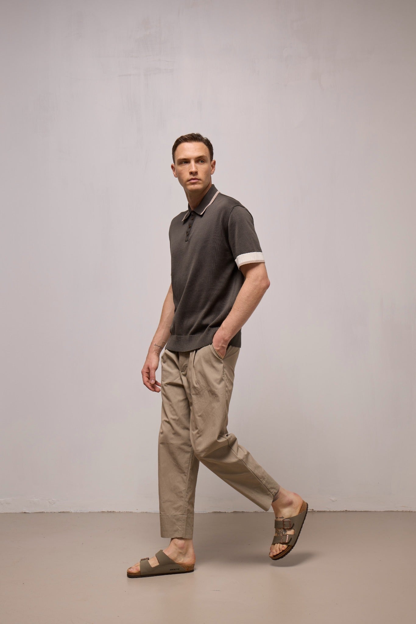 WOOL&CO – POLO NECK SWEATER WITH CONTRAST COLOURED STRIPED